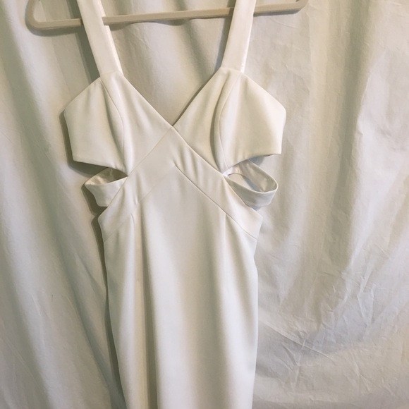 Dress - Picture 2 of 6